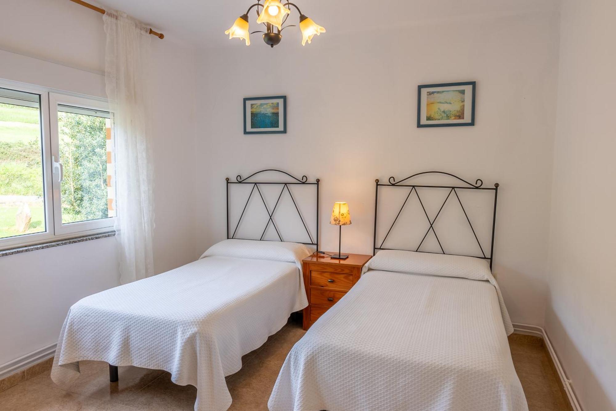Apartamentos Ondina Soto de Luiña Extérieur photo