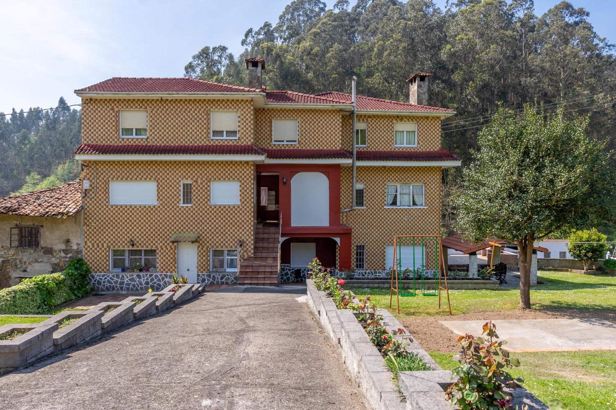 Apartamentos Ondina Soto de Luiña Extérieur photo
